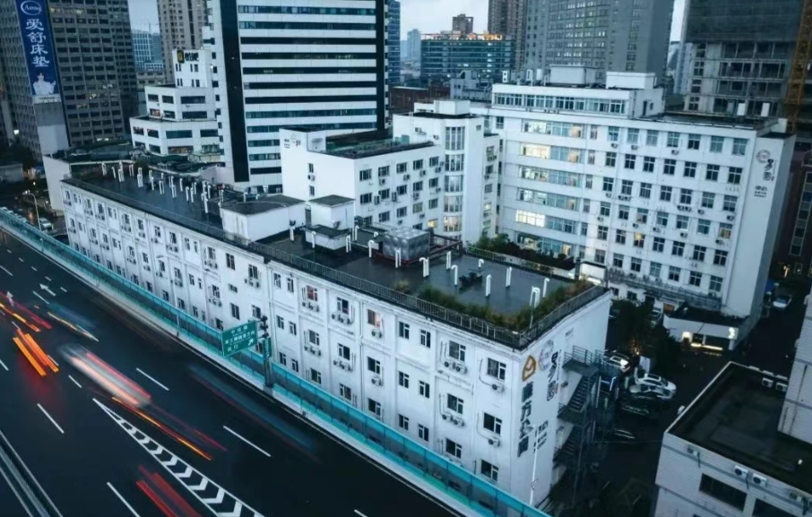 虹口核心！柏航德必易園元宇宙辦公空間招商，享 25% 租金補貼 + 技術扶持